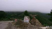 مجسمه ای به شکل عروس و داماد