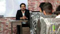 در شبکه های اجتماعی بی طرف باشیم
