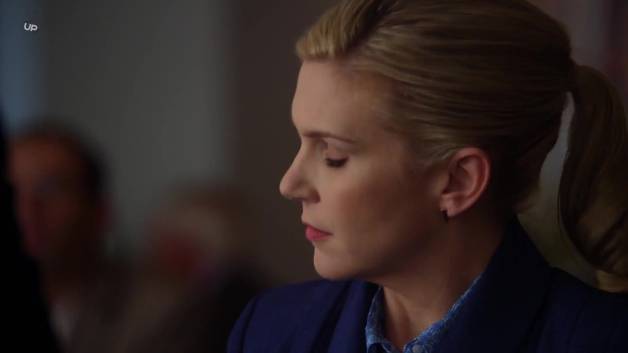 سریال بهتره با ساول تماس بگیری فصل 2 قسمت 6 (دوبله فارسی)