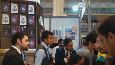 یاسین هدایتی فر در نمایشگاه بین المللی کتاب تهران